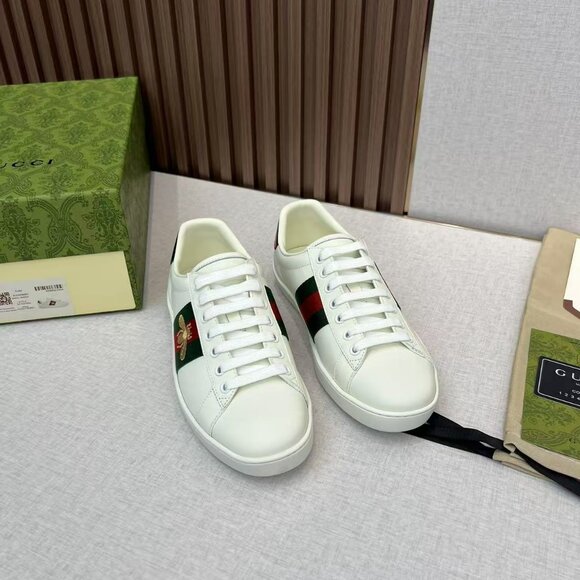 Gucci Ace Bee Embroidered White Leather Sneakers - Picture 1 of 6